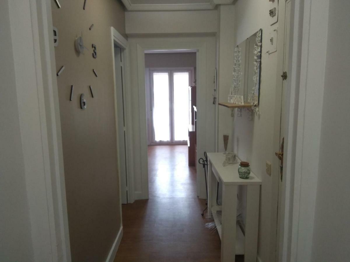 Apartamento Ezkubenea Apartment Rentería Exterior photo